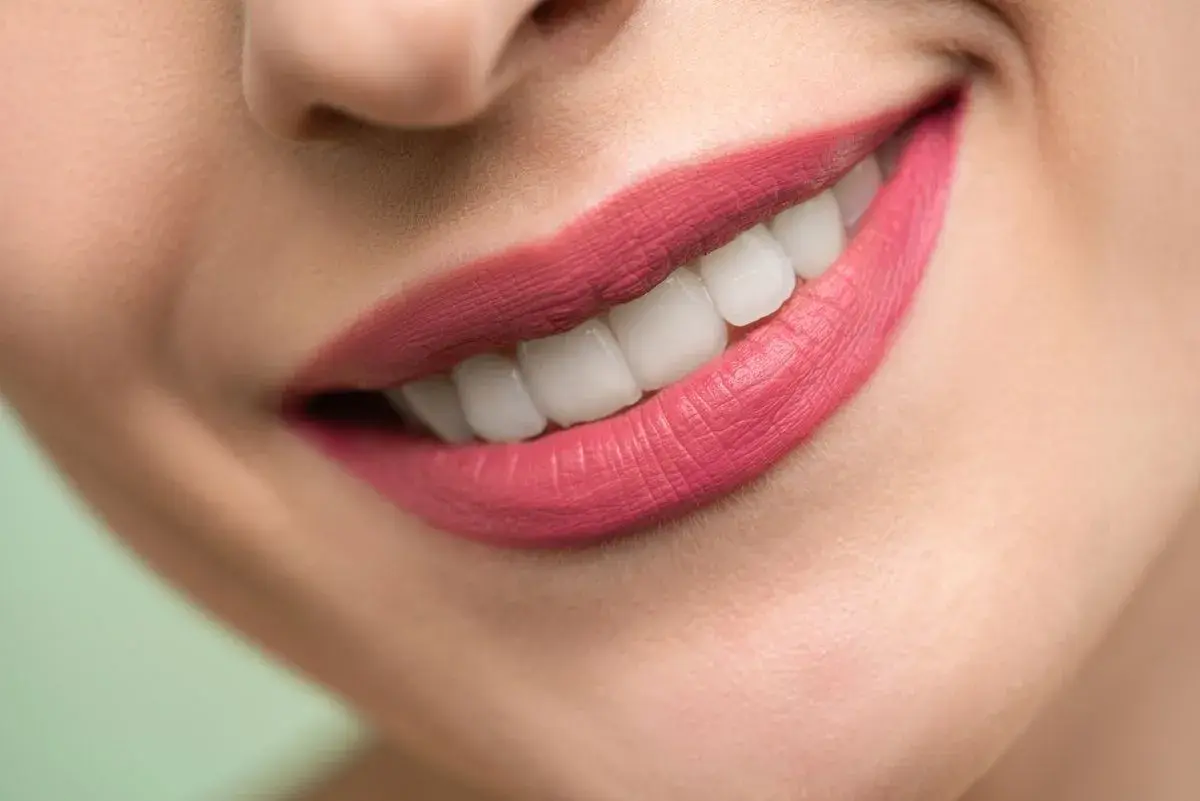 Cosmetic dentistry consultation at Smiles Unlimited